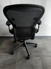 Load image into Gallery viewer, Herman Miller Aeron Task Chair