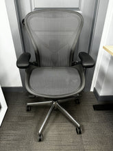 Load image into Gallery viewer, Herman Miller Aeron Remastered (OPEN BOX) Fully Loaded