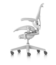 Load image into Gallery viewer, HERMAN MILLER AERON® REMASTERED CHAIR - MINERAL - M&E Business Furnishings