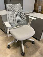 Load image into Gallery viewer, Herman Miller Sayl Task Chair - meofficesale.com