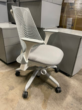 Load image into Gallery viewer, Herman Miller Sayl Task Chair - meofficesale.com