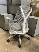 Load image into Gallery viewer, Herman Miller Sayl Task Chair - meofficesale.com