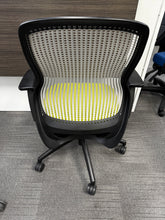 Load image into Gallery viewer, Pro-owned Knoll ReGeneration Flex Back Office Chair
