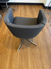 Load image into Gallery viewer, Pro-owned Tulip Sixty armchair – B&amp;B Italia
