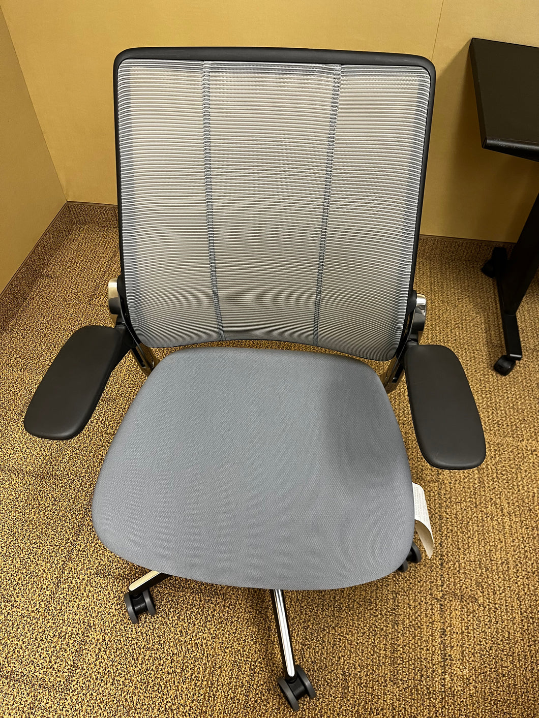 Humanscale Diffrient Smart Chair