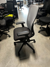 Load image into Gallery viewer, Used Haworth Zody Task Chair
