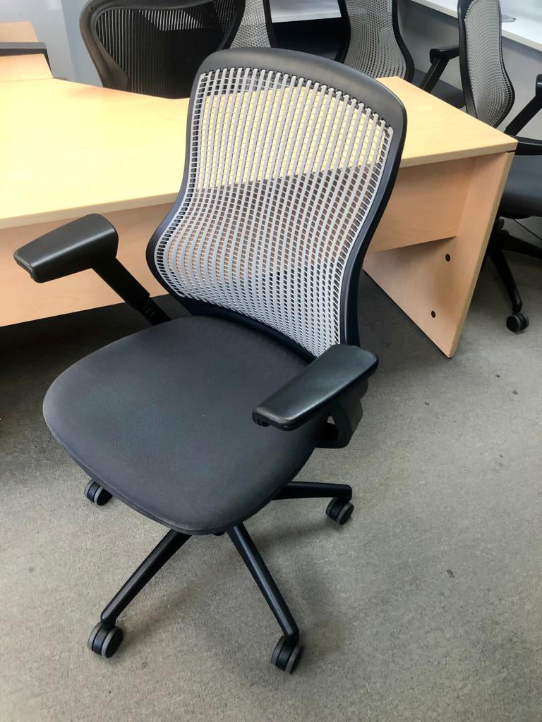 Used Knoll ReGeneration Chair